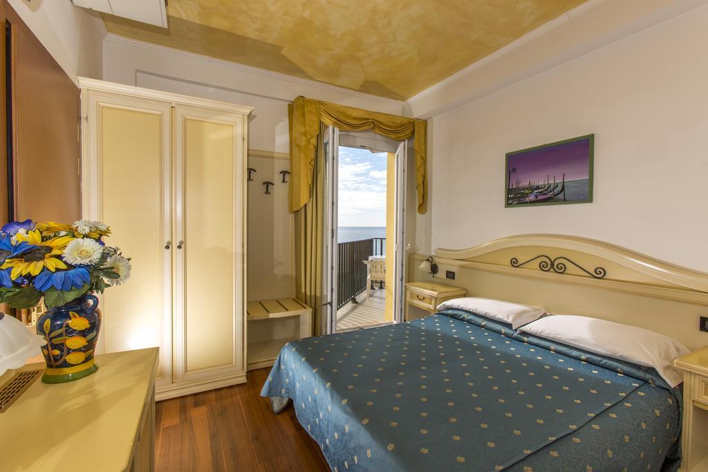 Hotel Mondial Lido di Jesolo