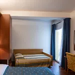 Hotel Mondial