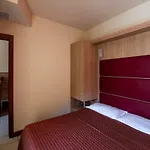 Hotel Mondial 3*