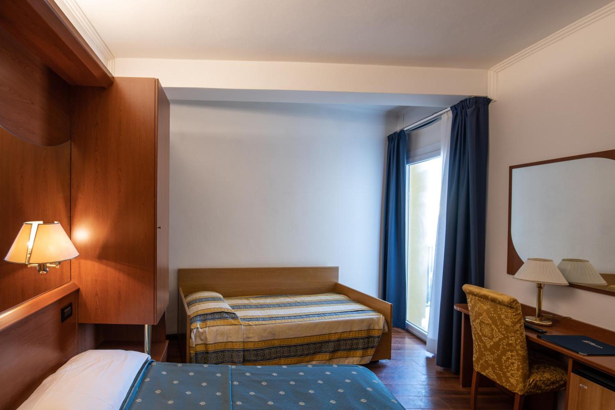 Hotel Mondial